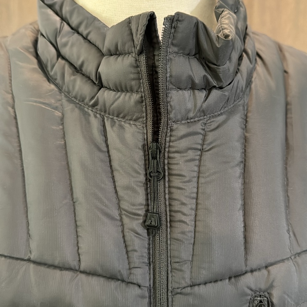 Eddie Bauer Goose Down vest - Picture 7 of 11